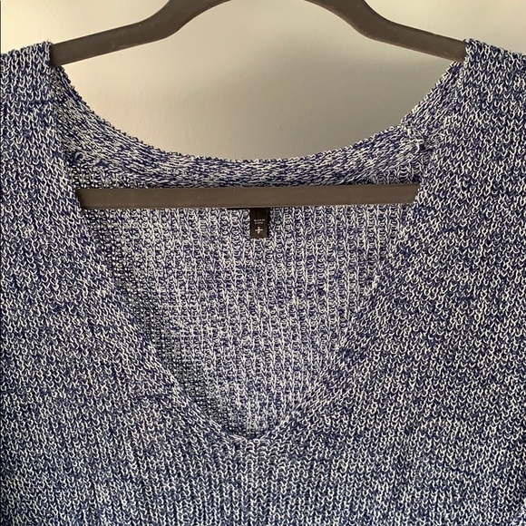 Express Lightweight Knit Sweater *NEVER WORN* - Picture 2 of 3